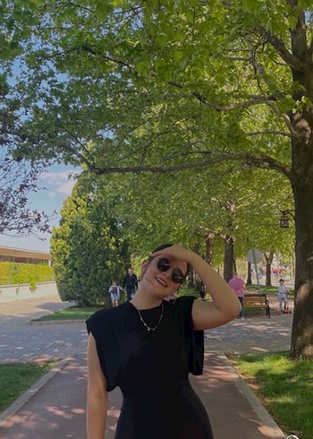 Siyah Yüksek Yakalı Uzun Kadın Elbise - Görsel 3