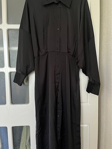 H&M marka saten elbise