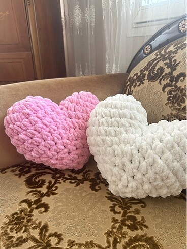  Puffy kalp yastık
