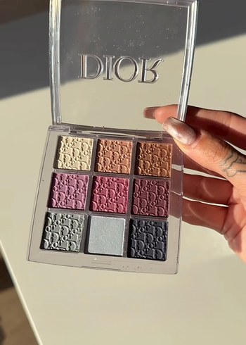 Dior Renkli Göz Farı Paleti kutulu barkotlu sıfır ürün