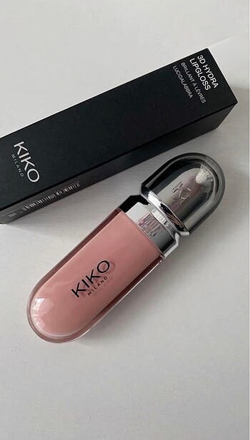 KİKO 04 NUMARA GLOSS KUTULU BARKOTLU SIFIR ÜRÜN