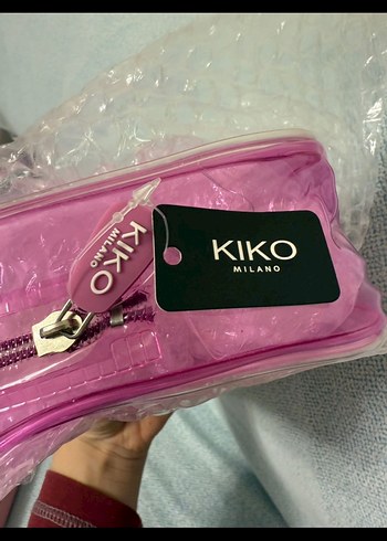 KIKO Pembe Fermuarlı Makyaj Çantası - Görsel 3