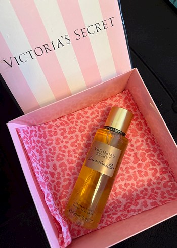 Victoria's Secret vücüt spreyi barkotlu sıfır ürün - Görsel 12