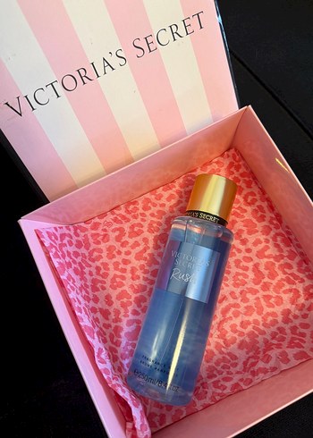 Victoria's Secret vücüt spreyi barkotlu sıfır ürün - Görsel 7