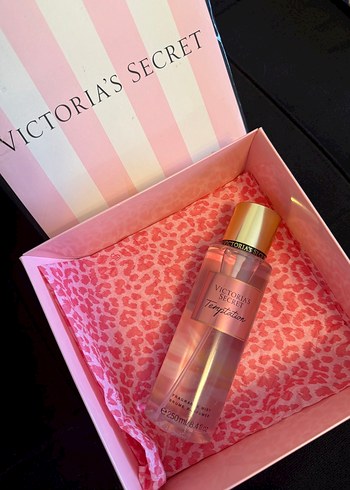 Victoria's Secret vücüt spreyi barkotlu sıfır ürün - Görsel 19