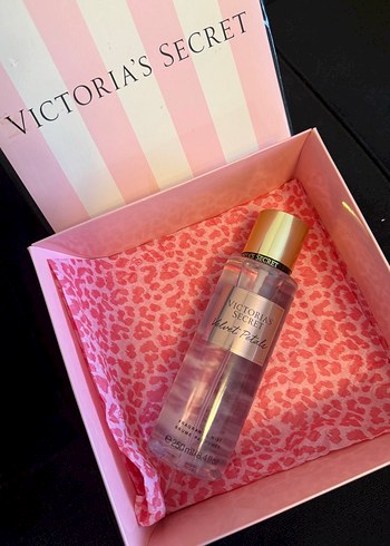 Victoria's Secret vücüt spreyi barkotlu sıfır ürün - Görsel 10