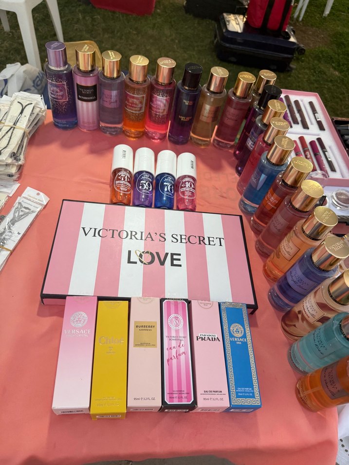 parfüm ruj allık kapatıcı rimel hıglıgter gloss fondöten makyaj - Görsel 5