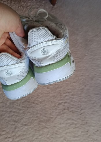 Beyaz Bağcıklı Kadın Spor Ayakkabı - Görsel 3