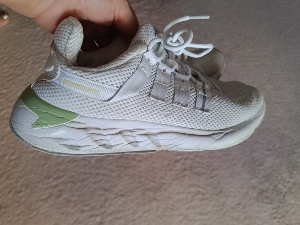 Beyaz Bağcıklı Kadın Spor Ayakkabı - Görsel 5