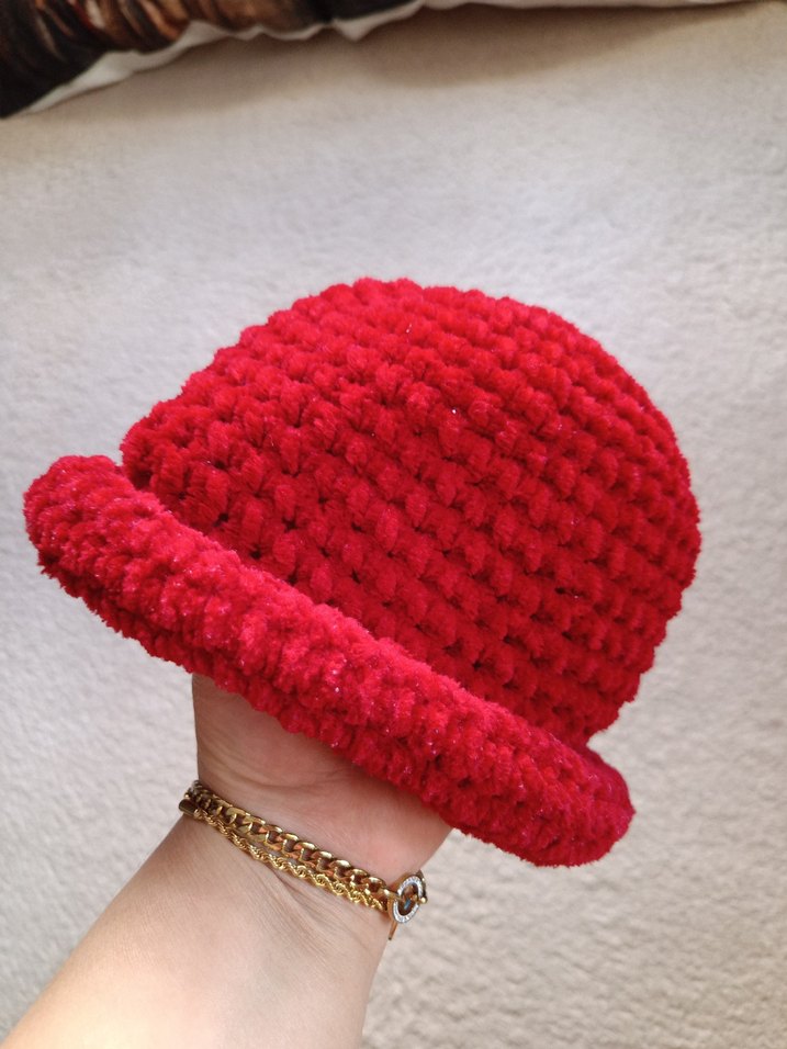 Kadın Kırmızı Örgü Bere - Görsel 2