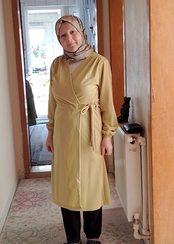 40 Beden haki Renk Hafif Haki Kadın Kuşaklı Dökümlü Kap