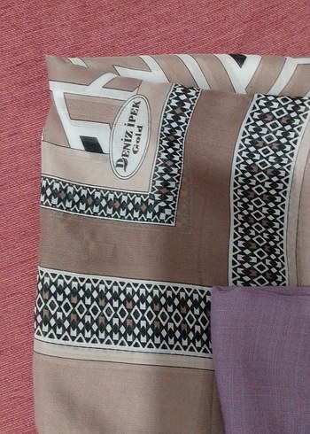 Çiçek Desenli Kadın İpek eşarp - Görsel 4