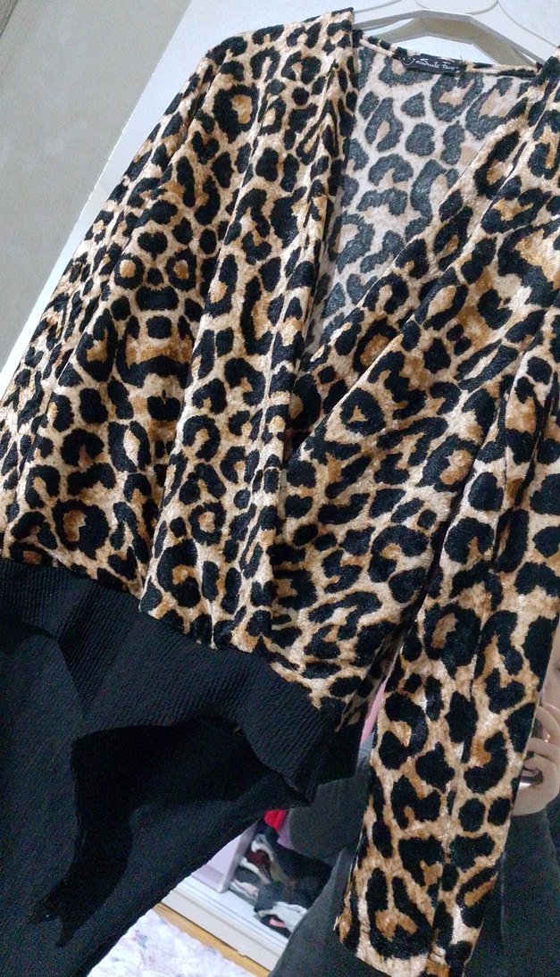 Kadın leoparlı çıtçıtlı body - Görsel 2