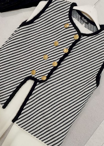 Zebra Desenli Düğmeli Mini Ofis Elbisesi 4 lù kombin - Görsel 3