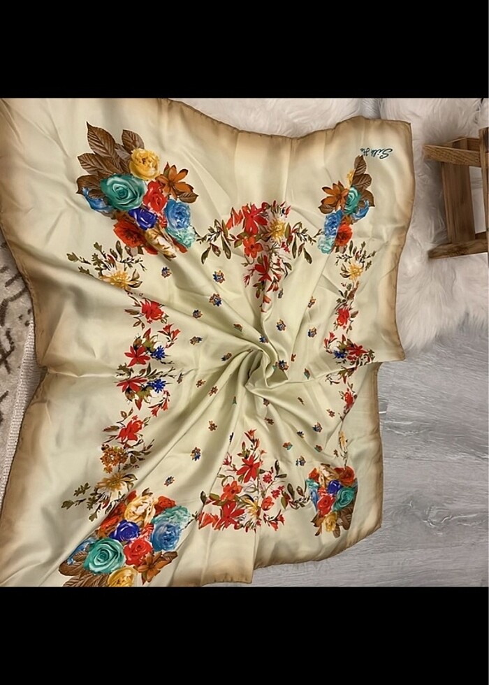 Silk Home ipek eşarp - Görsel 2