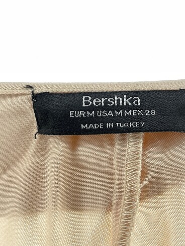 m Beden çeşitli Renk Bershka Uzun Tulum %70 İndirimli.