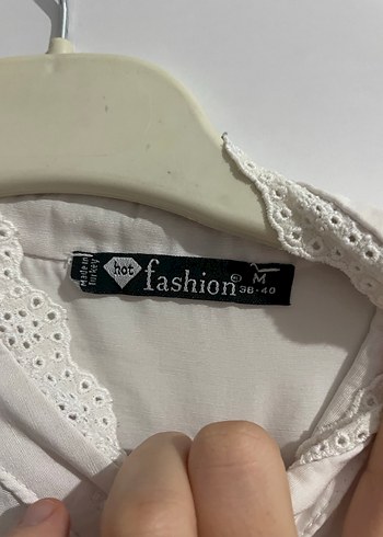 Fırfırlı Nakışlı Beyaz Keten Midi Gömlek - Görsel 4