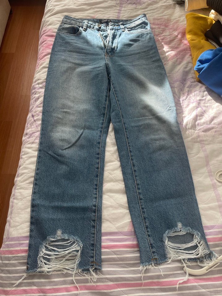 Kadın Mavi Denim Bol Kesim Yırtık Jean - Görsel 2