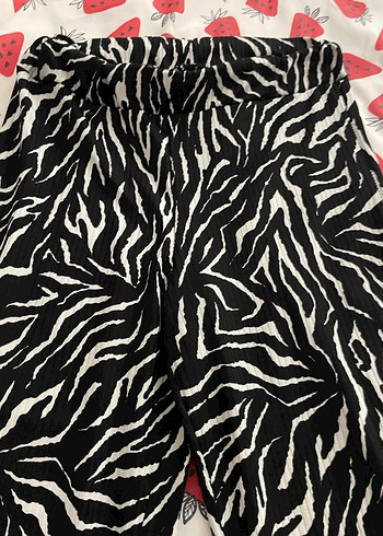 Zebra Desenli Kadın İspanyol Pantolon - Görsel 3