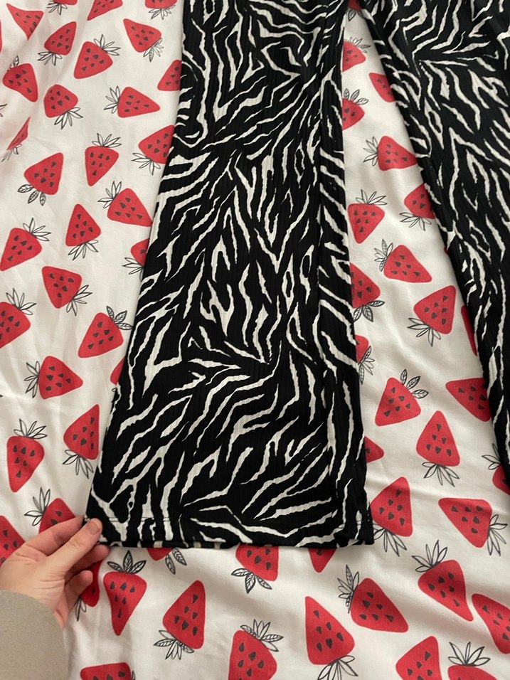 Zebra Desenli Kadın İspanyol Pantolon - Görsel 4