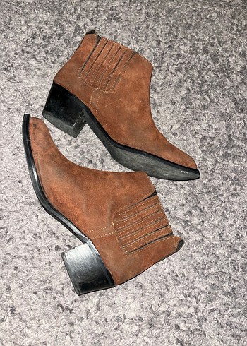 Kahverengi Süet Kadın Botlar - Görsel 4