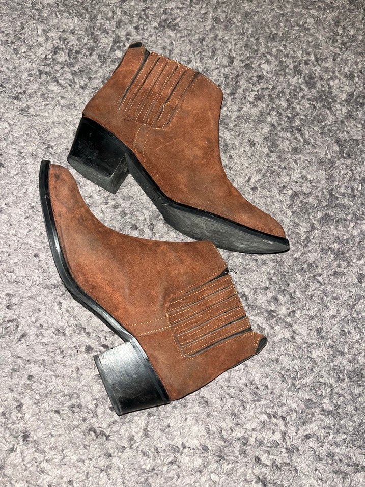 Kahverengi Süet Kadın Botlar - Görsel 4