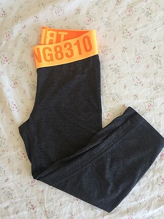 H&M Tayt