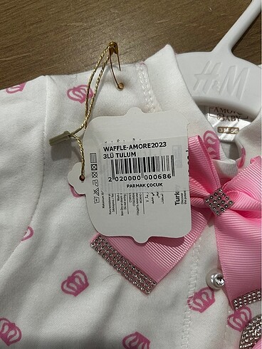 Bebek taşlı taç desenli tulum seti - Görsel 5