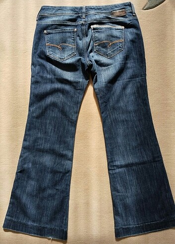 28 Beden Mavi jeans