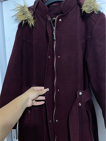 42 Beden bordo Renk Bordo tesettür uzun kaşe kaban 40 42 beden l xl oversize zara ma