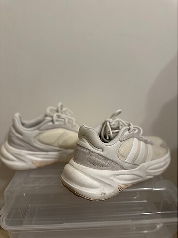 39,5 Beden beyaz Renk Adidas ozella kadın spor ayakkabı