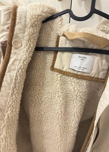 Bershka Kürklü Bej Midi Kadın Mont