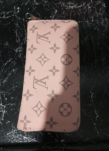 Louis Vuitton Cüzdan 