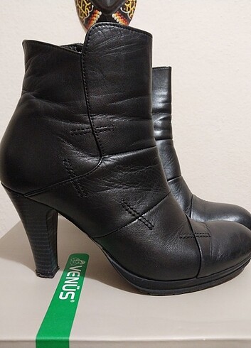 Venüs Venüs deri bootie