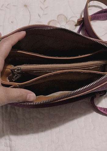 Beden mor Renk Orjinal Benetton Kadın Fuşya Deri Çapraz Askılı Çanta