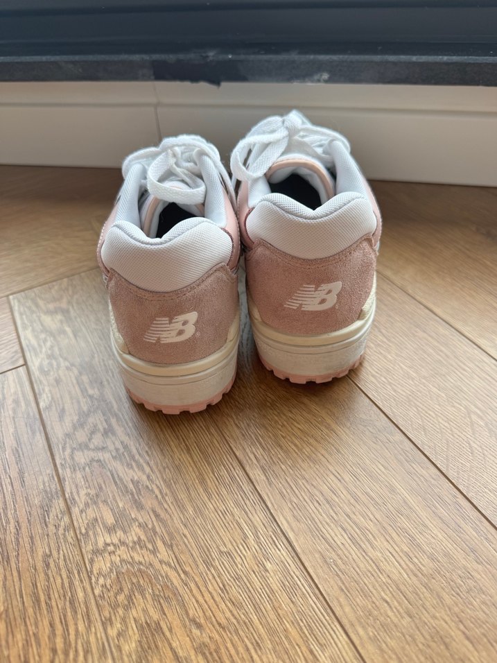 Pembe Bağcıklı Kadın Spor Ayakkabı - Görsel 3