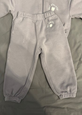 Gri Kız Eşofman Takımı, Yumuşak ve Rahat - Görsel 2