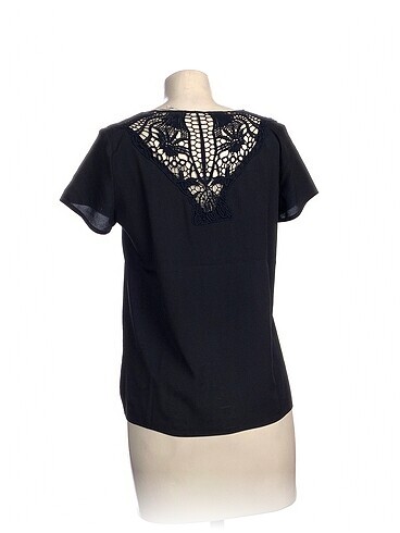 40 Beden Koton Bluz %70 İndirimli.