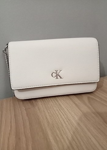 calvin Klein orjinal askılı çanta