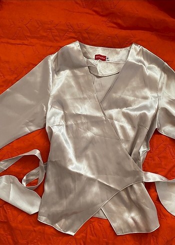 Zara Saten takım