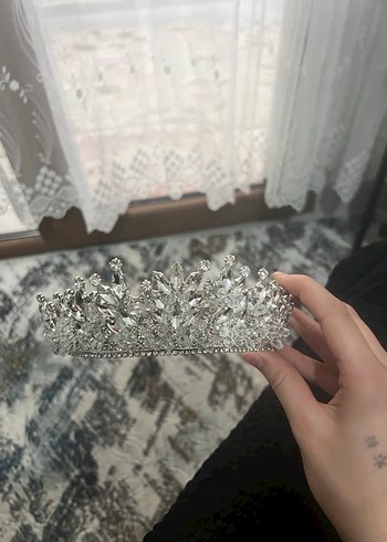 Parlak Beyaz Taşlı Gelin Tacı - Görsel 2