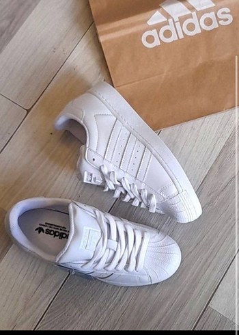 Adidas 39