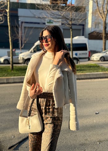 Zara Bej Kürklü Kadın Ceket