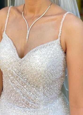 Üstü taşlı gelinlik - Görsel 2