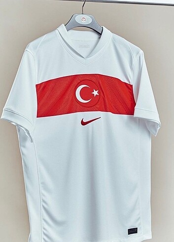Türkiye millî takım forması 
