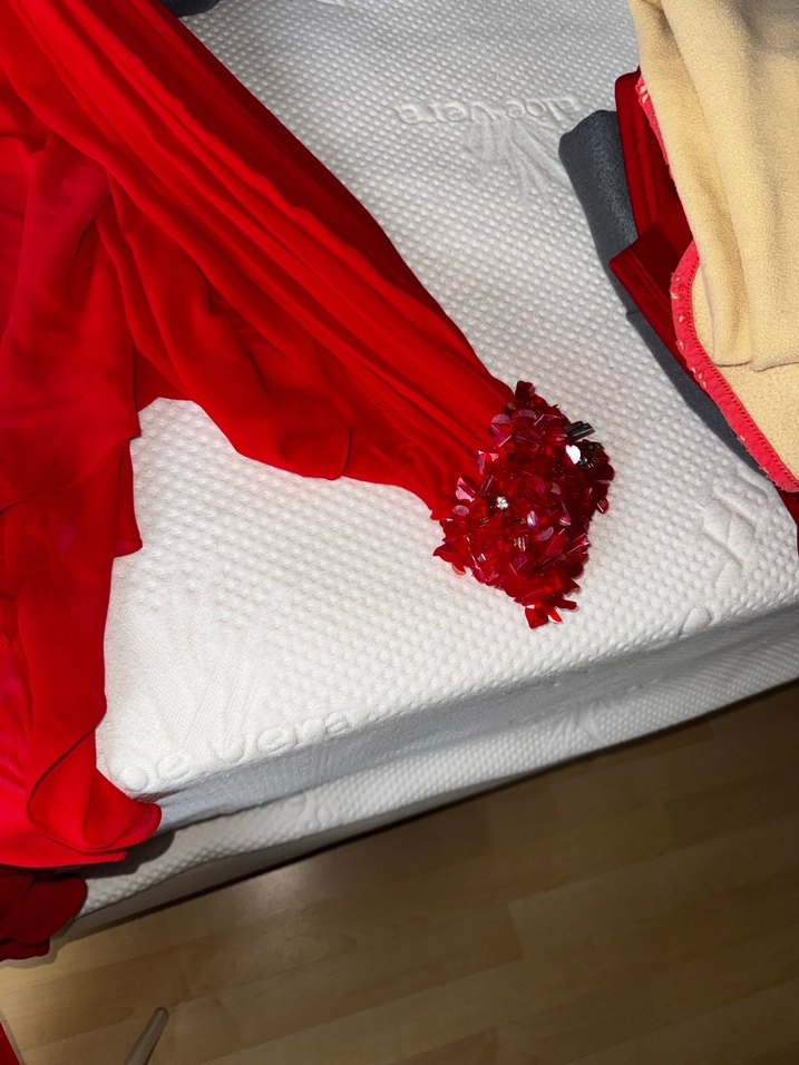 Drapeli Parlak Kırmızı Uzun Abiye Elbise - Görsel 3