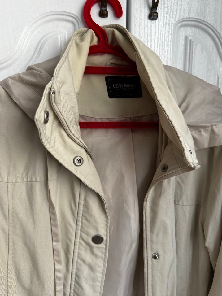 Bej Düğmeli Kadın Trençkot - Görsel 3