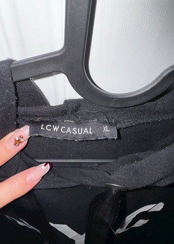 NYC Baskılı Siyah Kadın Sweatshirt - Görsel 2