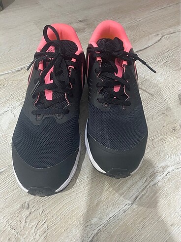 38,5 Beden Orjinal nike star runner kadın spor ayakkabısı