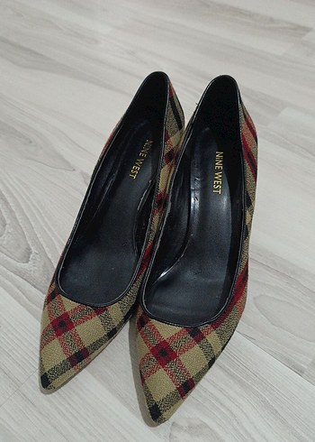 Nine West Ekose Sivri Topuklu Ayakkabi